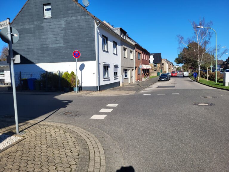 296 muss wieder durch Derichsweiler fahren!